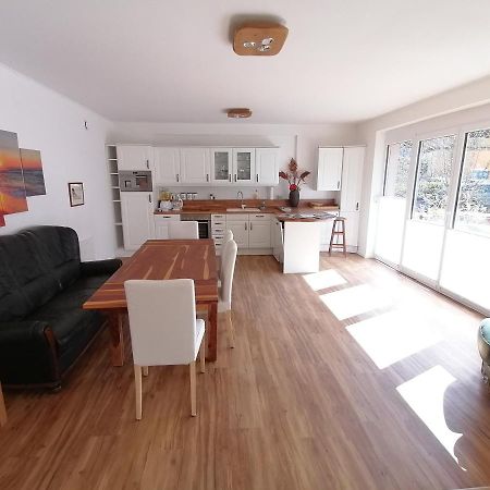 85 Qm Wohnung Pauluste Mit Terasse Und Garten 罗斯托克 外观 照片
