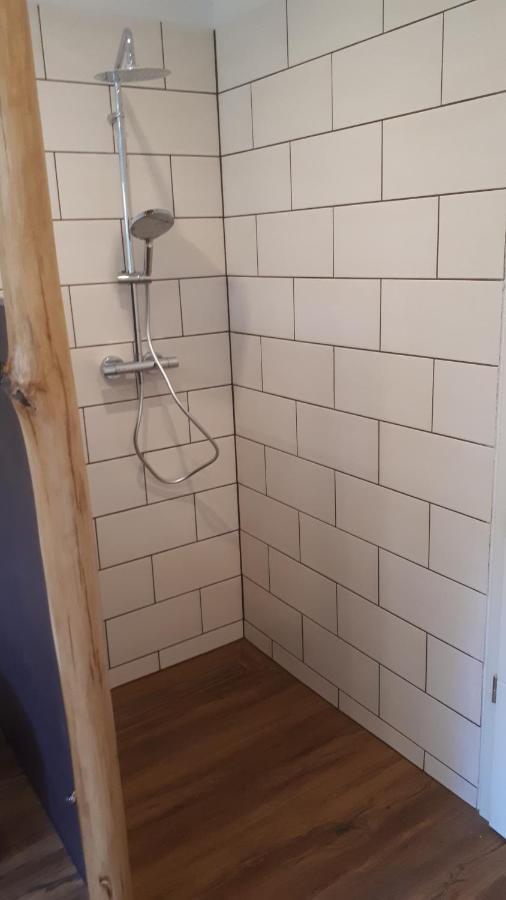 85 Qm Wohnung Pauluste Mit Terasse Und Garten 罗斯托克 外观 照片